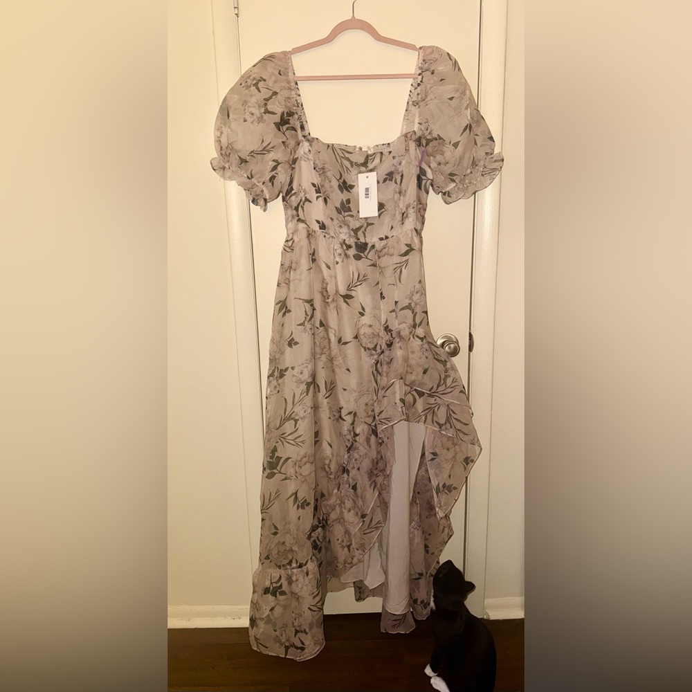 NWT One Loved Babe Floral High Low Ruffle Midi Dress in Beige Peony Floral
